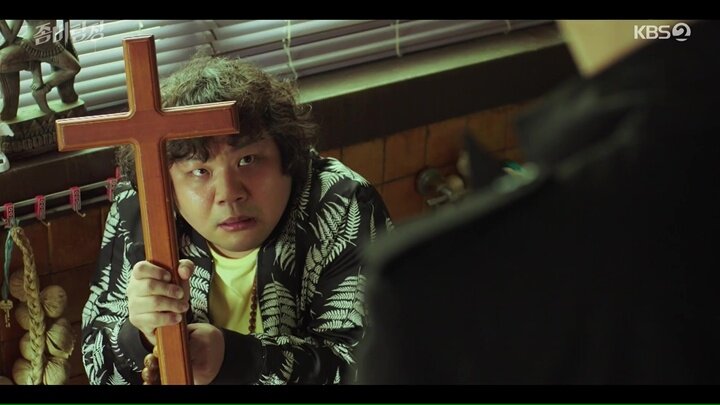 Episode 11 still